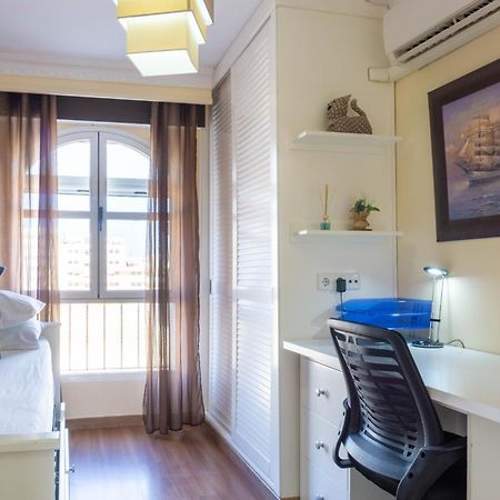 Apartment Aconte Málaga Extérieur photo